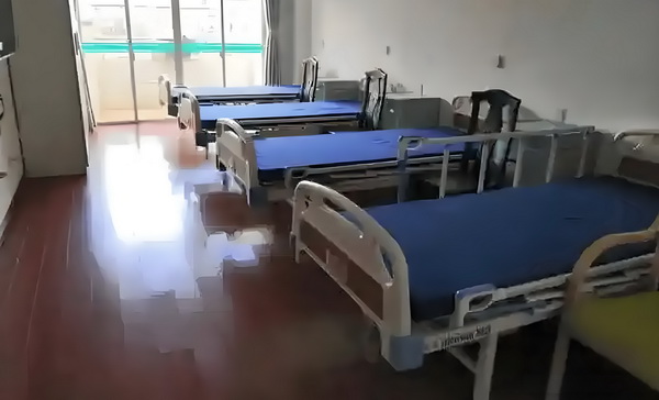 外地入深圳户口要求_E句话 | 朱孝天曾经单删明道好友？ 朱孝天曾经告系在广列中