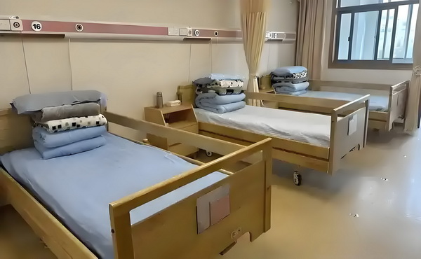 大学生深圳户口办理条件2025_董璇失去的口碑，竟然被自己9岁的女儿挽回了 董璇失去的的女儿挽将&他们